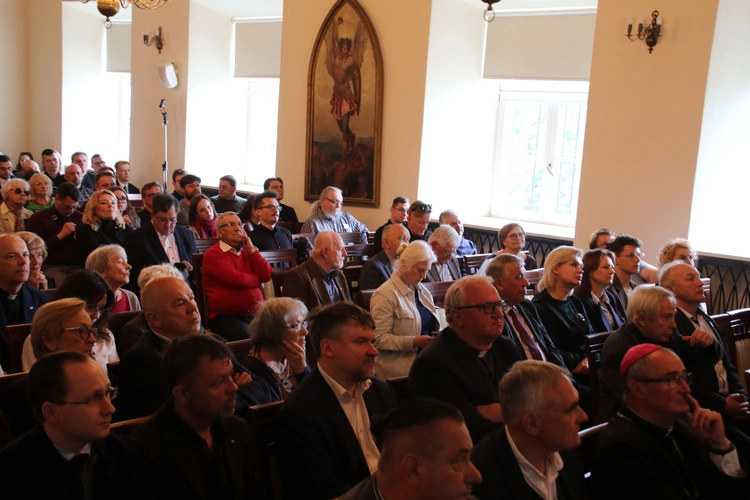 Płock. Konferencja naukowa o Piastach