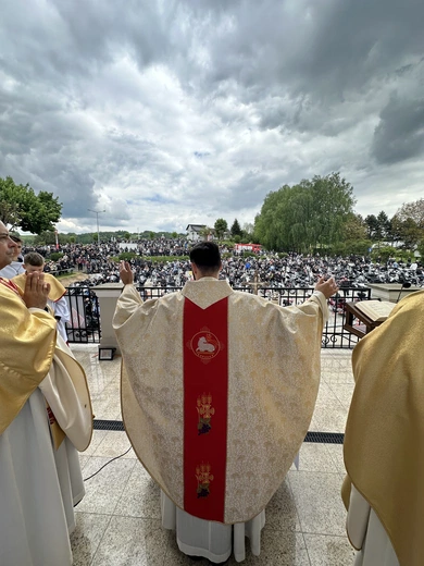 Motocykliści zjechali do Matki Bożej Tuchowskiej, by zawierzyć Jej swoje bezpieczeństwo na drodze