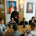 Tarnów. Przyjęcie nowych ministratów w parafii katedralnej