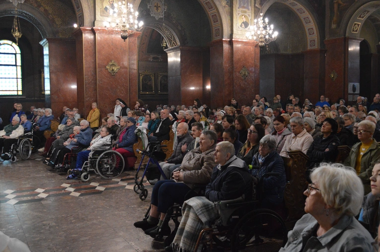 Msza św. w intencji chorych w piekarskiej bazylice