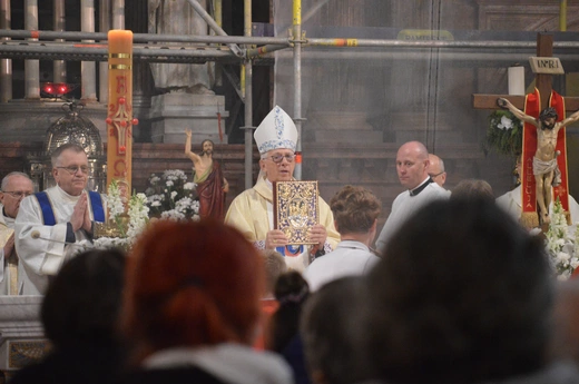 Msza św. w intencji chorych w piekarskiej bazylice