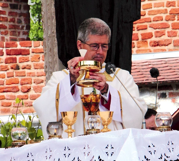– Niech żyje Polska – mówił, dziękując za zaproszenie, gość z Watykanu.
