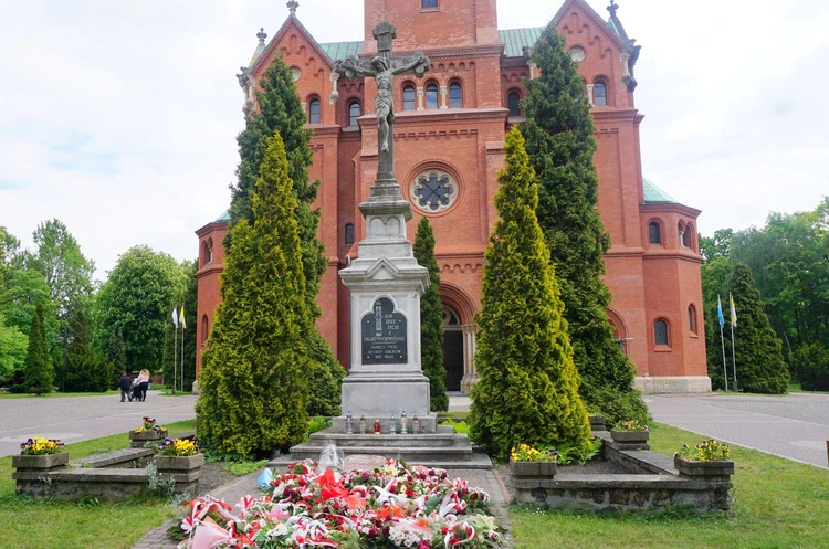 Kościół św. Anny w Zabrzu z wieczystą adoracją