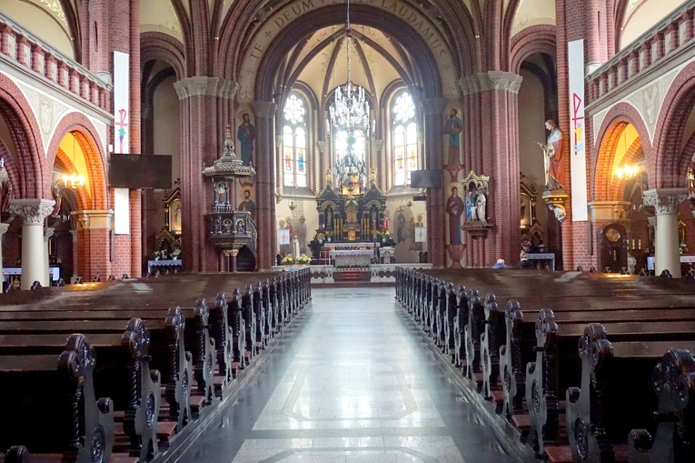 Kościół św. Anny w Zabrzu z wieczystą adoracją