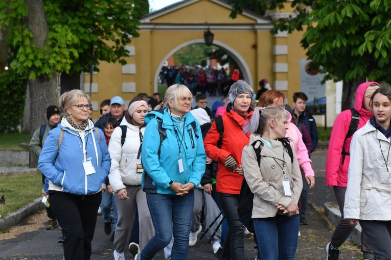 Ruszyła piesza pielgrzymka powołniowa do Rokitna
