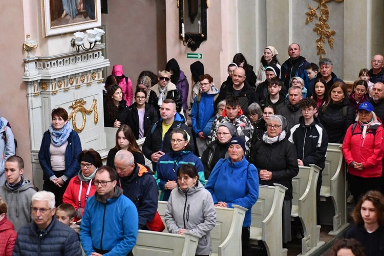 Ruszyła piesza pielgrzymka powołniowa do Rokitna