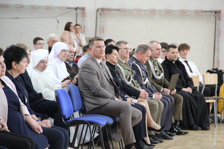 Nowy Sącz. Gala laureatów konkursu "Przywrócić głos niezłomnym..."