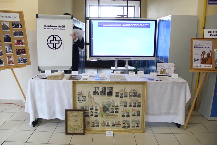 Nowy Sącz. Gala laureatów konkursu "Przywrócić głos niezłomnym..."