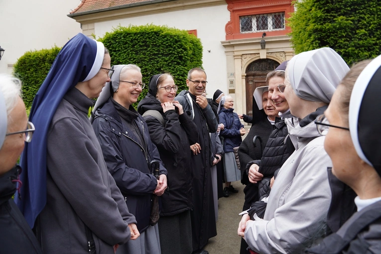 Siostrzana pielgrzymka jubileuszowym szlakiem pojednania