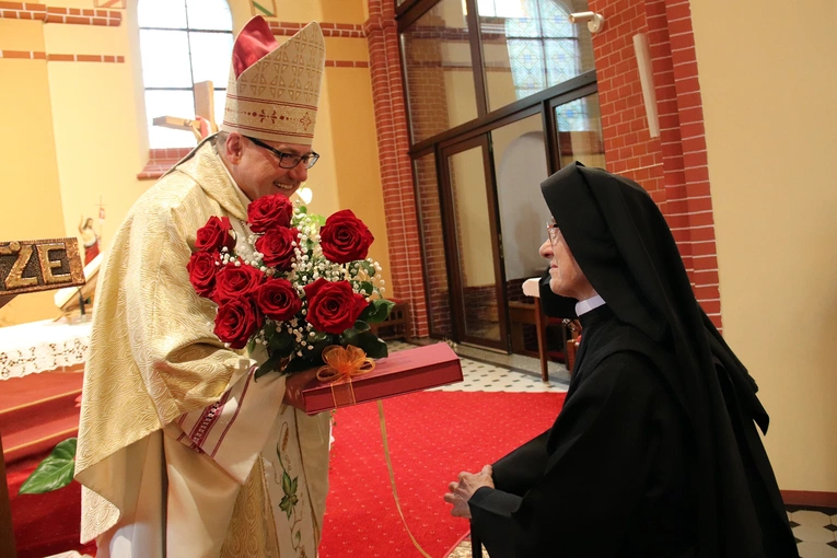 Jubileusz ślubów zakonnych u sióstr pasterek w św. Katarzynie 