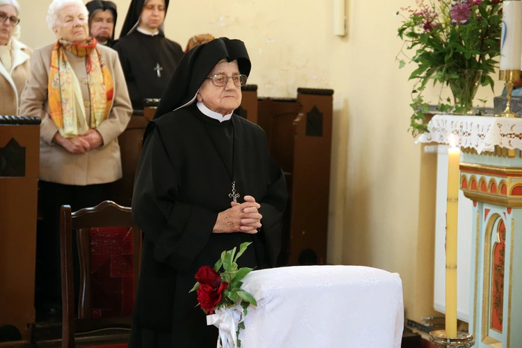 Jubileusz ślubów zakonnych u sióstr pasterek w św. Katarzynie 