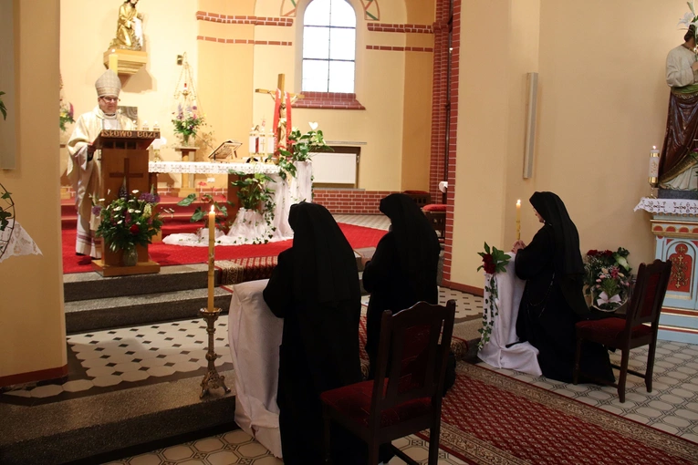 Jubileusz ślubów zakonnych u sióstr pasterek w św. Katarzynie 
