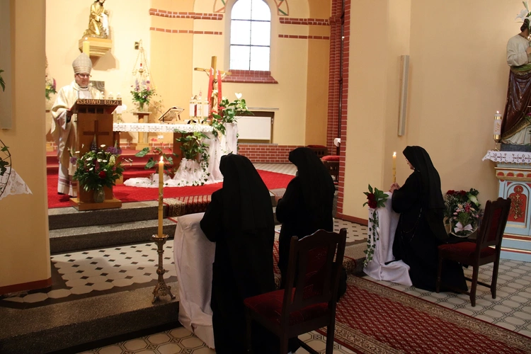 Jubileusz ślubów zakonnych u sióstr pasterek w św. Katarzynie 