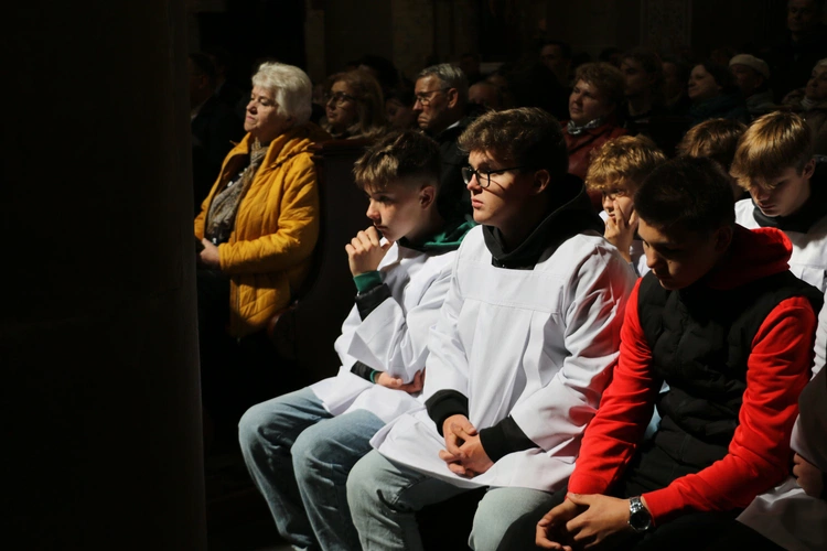 Płock. Święcenia kapłańskie 2025 - cz. I