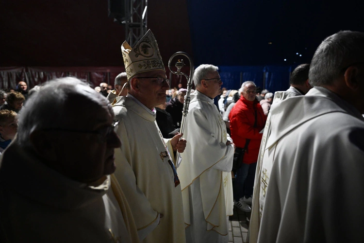 Pielgrzymka Żywego Różańca w Skrzatuszu