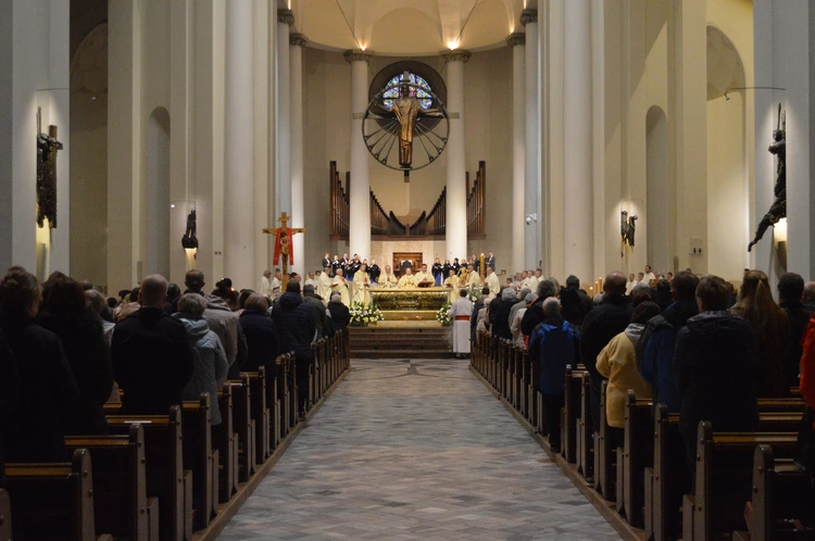 Pielgrzymka dekanatów do archikatedry