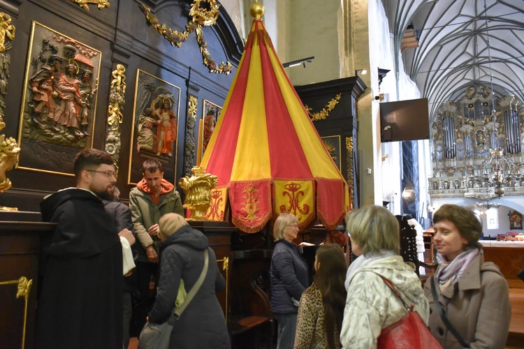 Zamknięcie umbraculum