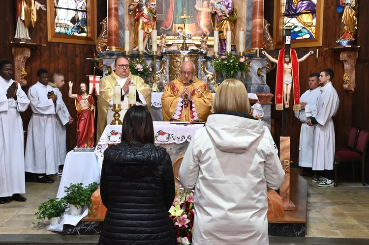 Błogosławieństwo Kościoła opolskiego dla dwóch świeckich misjonarek