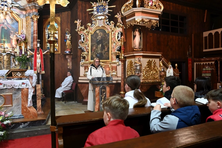 Błogosławieństwo Kościoła opolskiego dla dwóch świeckich misjonarek