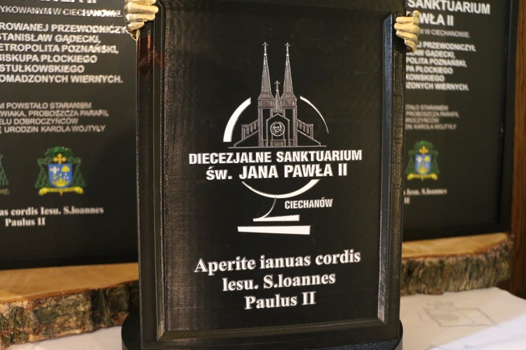 Ciechanów. Ustanowienie sanktuarium św. Jana Pawła II - cz. I