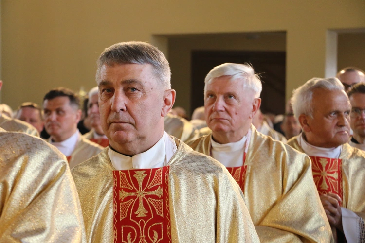 Ciechanów. Ustanowienie sanktuarium św. Jana Pawła II - cz. I