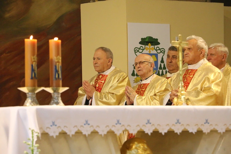 Ciechanów. Ustanowienie sanktuarium św. Jana Pawła II - cz. I