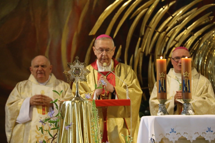Ciechanów. Ustanowienie sanktuarium św. Jana Pawła II - cz. I