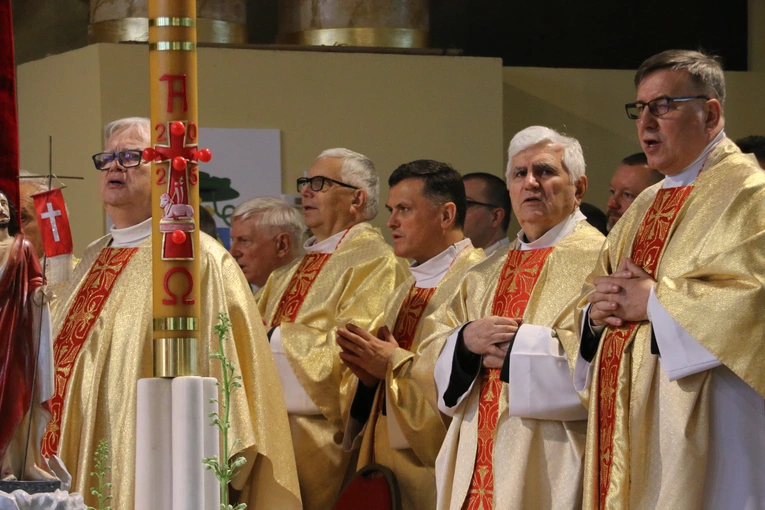 Ciechanów. Ustanowienie sanktuarium św. Jana Pawła II - cz. I