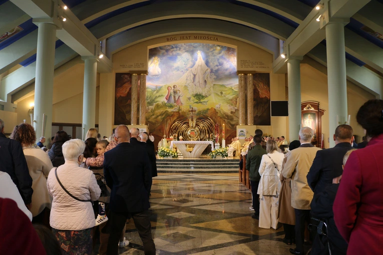 Ciechanów. Ustanowienie sanktuarium św. Jana Pawła II - cz. I