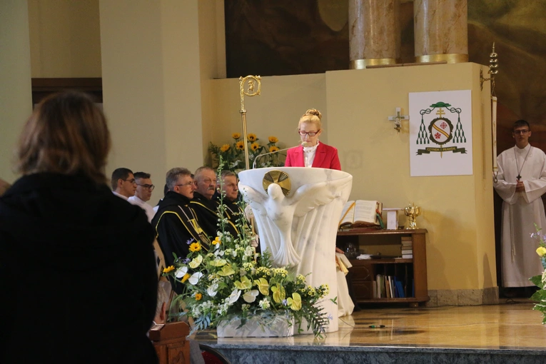 Ciechanów. Ustanowienie sanktuarium św. Jana Pawła II - cz. I