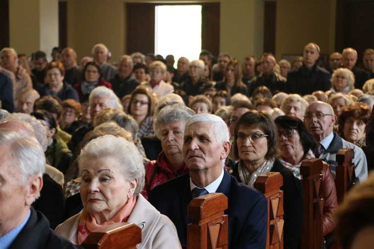 Ciechanów. Ustanowienie sanktuarium św. Jana Pawła II - cz. I