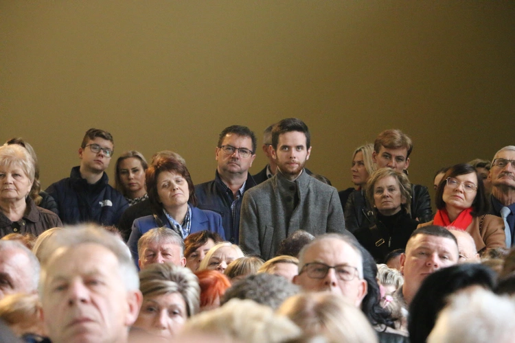 Ciechanów. Ustanowienie sanktuarium św. Jana Pawła II - cz. I