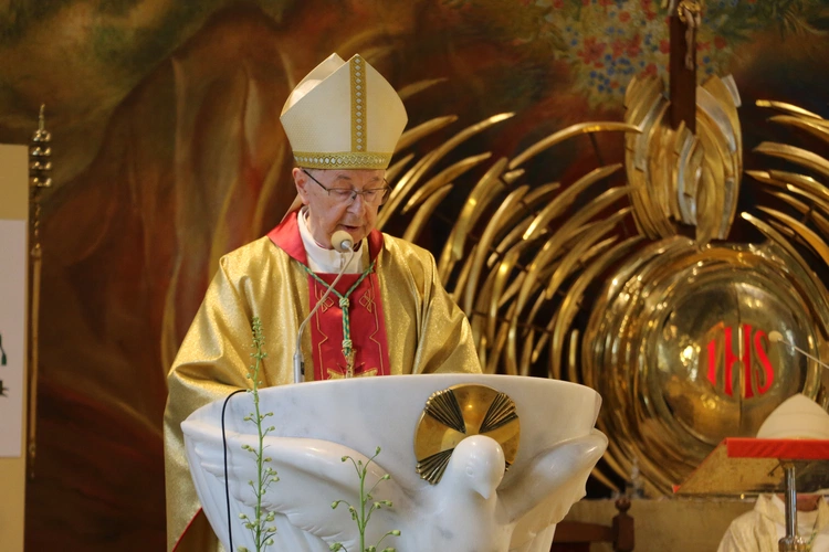 Ciechanów. Ustanowienie sanktuarium św. Jana Pawła II - cz. I