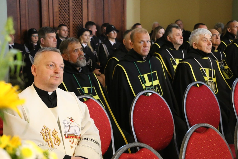 Ciechanów. Ustanowienie sanktuarium św. Jana Pawła II - cz. II