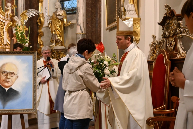 Pielgrzymka modlących się za kapłanów