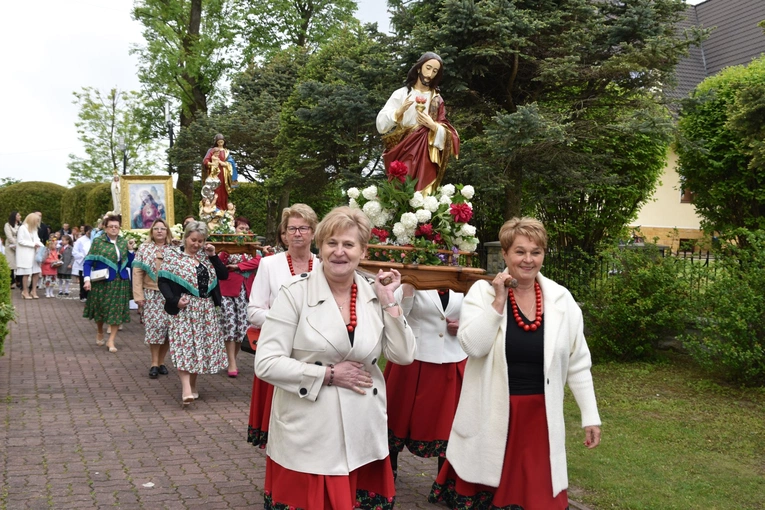 100-lecie parafii w Trzetrzewinie