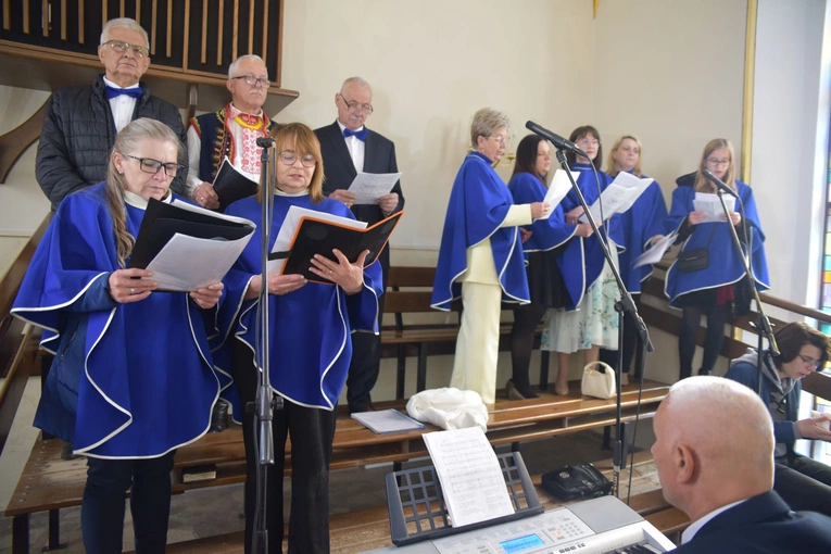 100-lecie parafii w Trzetrzewinie