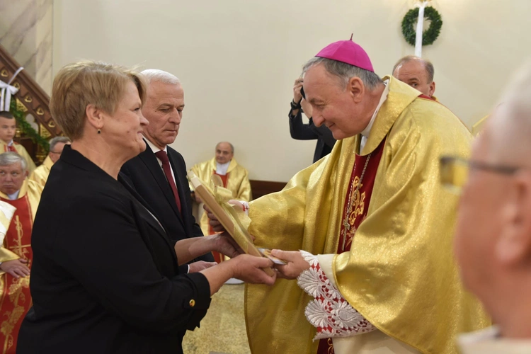 100-lecie parafii w Trzetrzewinie