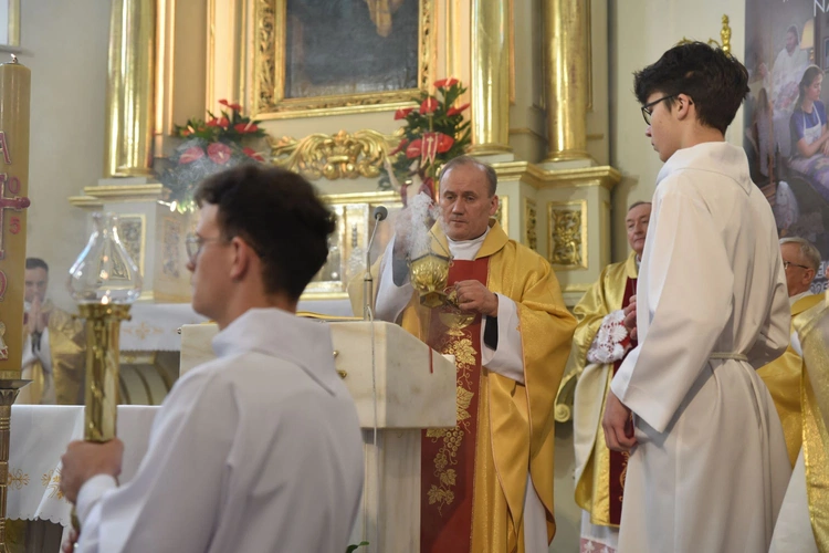 100-lecie parafii w Trzetrzewinie