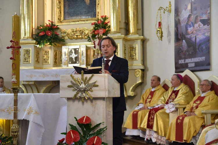 100-lecie parafii w Trzetrzewinie