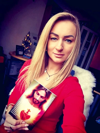 Pani Gabriela spisała historię cudownego uzdrowienia swojego na większą chwałę Najświętszego Serca Pana Jezusa 