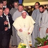 Z franciszkanami w sanktuarium Męczenników Ugandyjskich w Munyonyo, Uganda