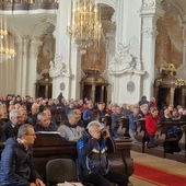 Krzeszów. Męskie poruszenie serc