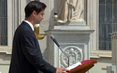 To on przeczytał jedyne słowa po polsku, które padły podczas Mszy inaugurującej pontyfikat Leona XIV