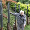 Wincenty Kućma i jego wyrzeźbiony ogród w krakowskim Podgórzu. Wymarzyłem sobie to miejsce – cieszy się 90-letni artysta