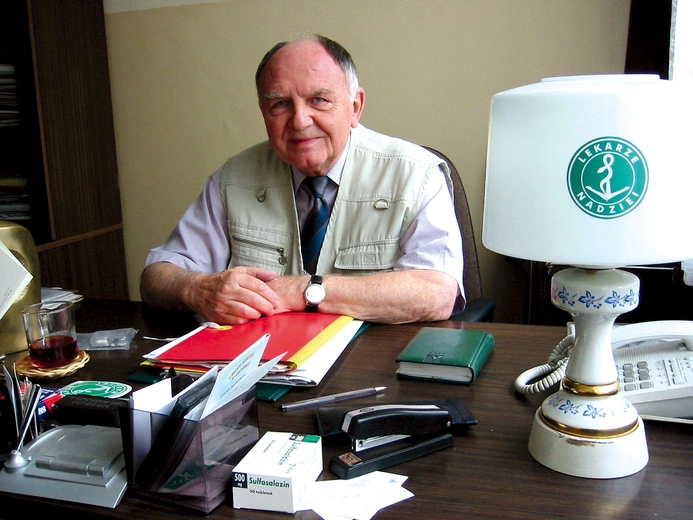  Profesor kierował m.in. niosącym pomoc Stowarzyszeniem „Lekarze Nadziei”