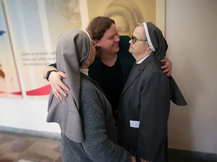 Karolina Zaremba i siostry ze Zgromdzenia Sacré Coeur są zafascynowane duchowością Serca Jezusowego, które głosiła św. Zofia Barat (poniżej).