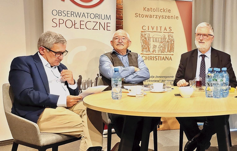 Rozmowa odbyła się w ramach cyklu poniedziałkowych debat społecznych w Civitas Christiana.