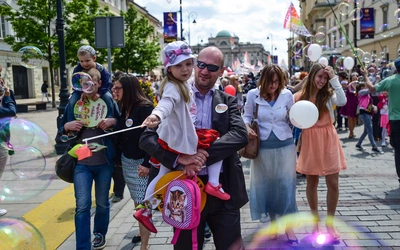 Co Kościół robi dla kobiet w ciąży i dla rodzin? Teraz możesz się przekonać