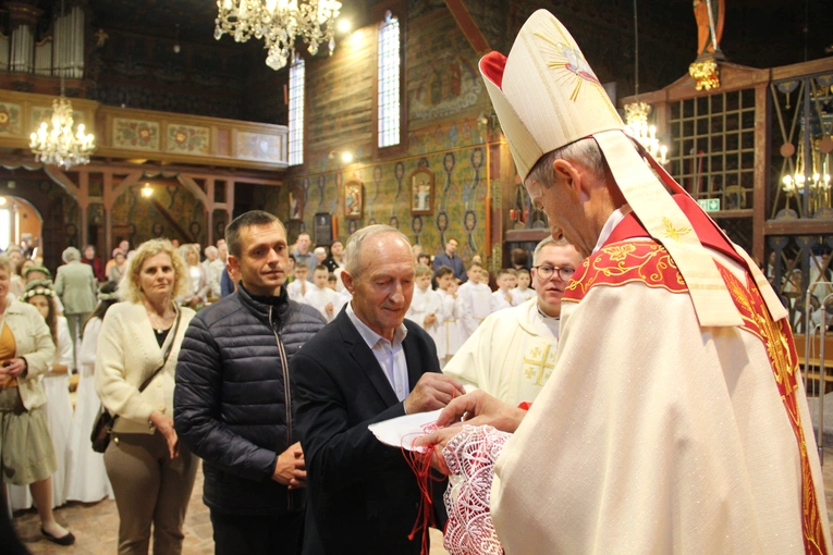 Skrzyszów. Poświęcenie odnowionej kapliczki i reaktywacja ASHNSPJ